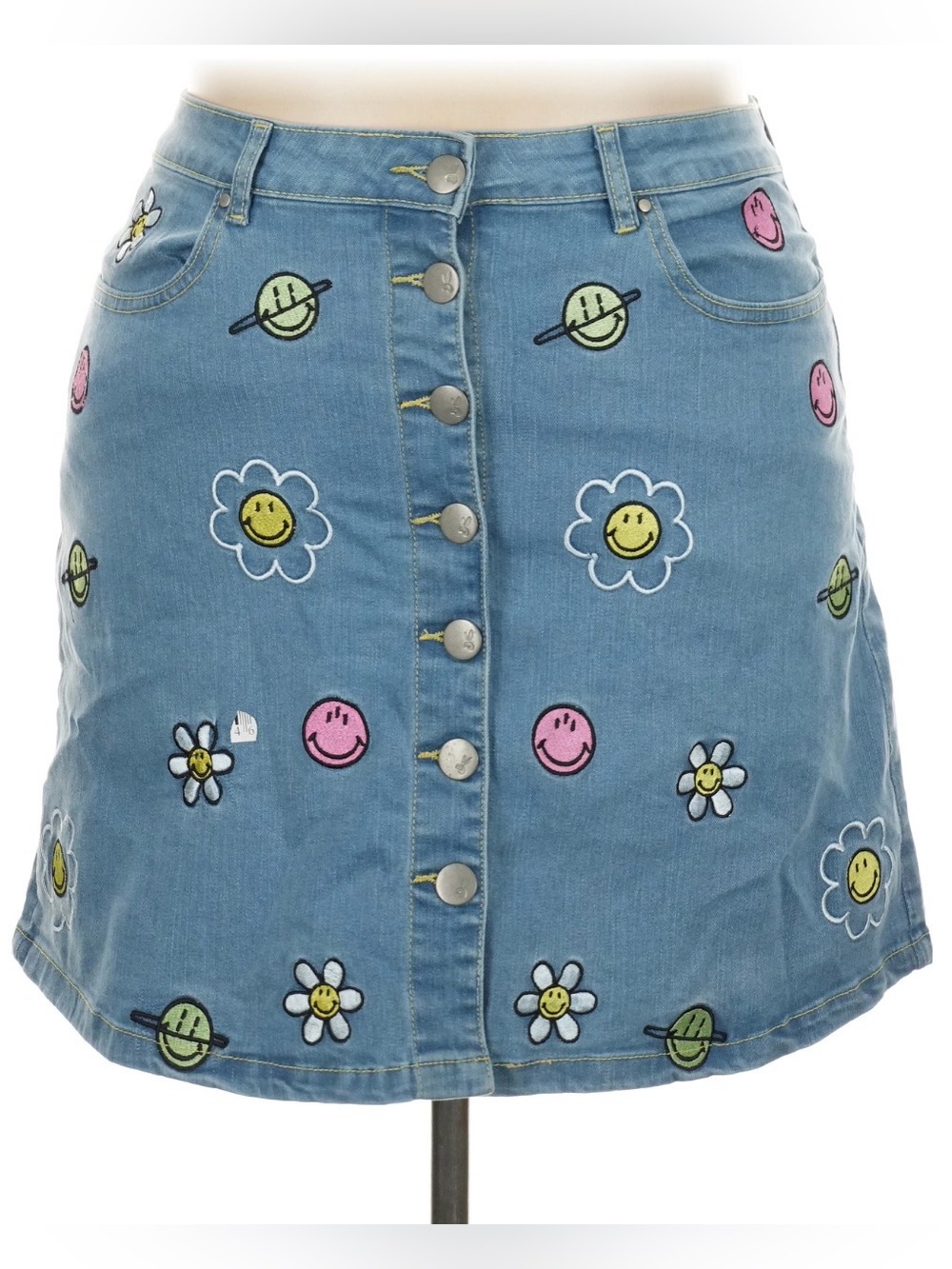 Embroidered Smiley Flower Button-Front Denim Mini Skirt - Light Blue